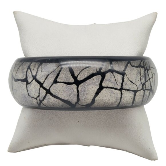 Black Silver Cracked Pattern Resin Bangle Bracelet Art Jewelry - Picture 4 of 5